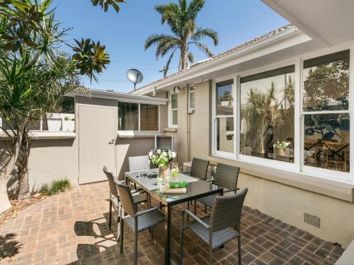 Boutique Stays ? Sandy Breeze 1