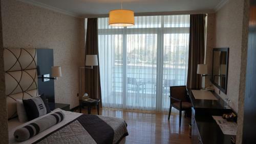 Agsaray Deluxe Hotel