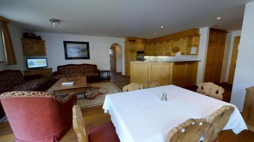 Apartamento Grischalva 5