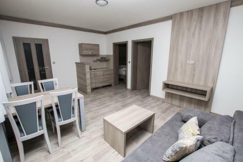 Hotel Wellness Penzion Medli?ky