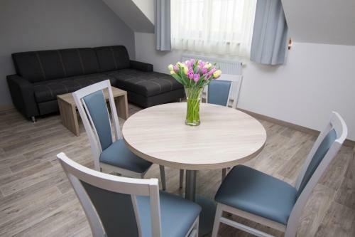 Hotel Wellness Penzion Medli?ky