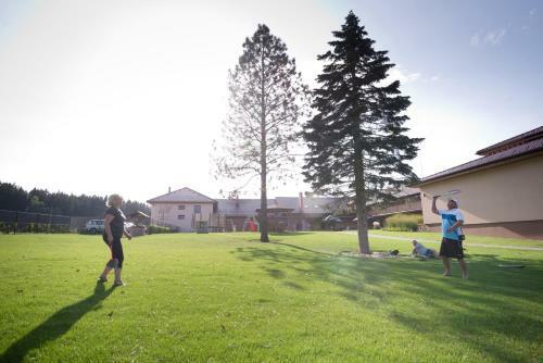 Hotel Wellness Penzion Medli?ky