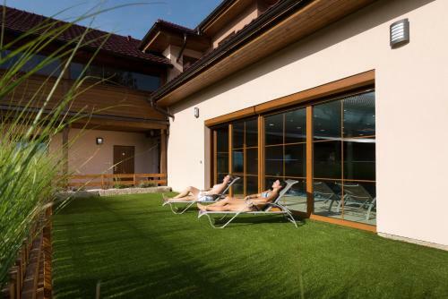 Hotel Wellness Penzion Medli?ky