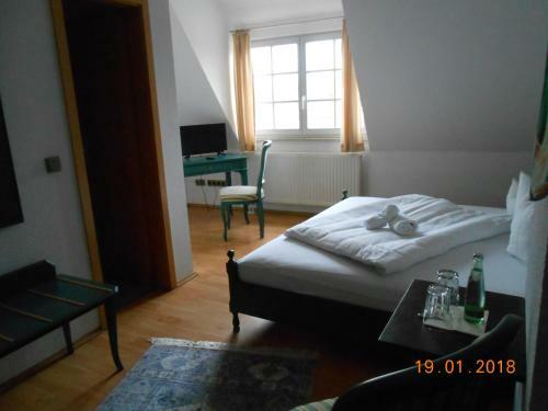 Hostal Hotel Pension Geiseltal- See M�cheln