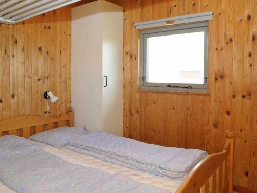 Three-bedroom Holiday Home In Harbo�re 23