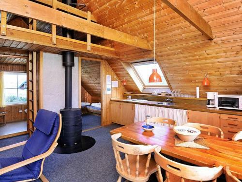 Two-bedroom Holiday Home In Ringk�bing 26