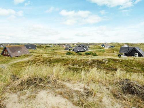 Two-bedroom Holiday Home In Ringk�bing 24