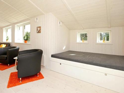 Two-bedroom Holiday Home In Oksb�l 13
