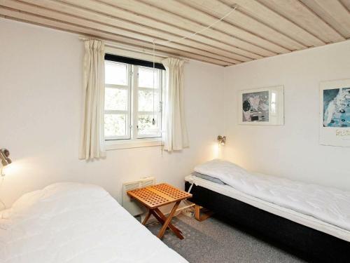 Two-bedroom Holiday Home In Hvide Sande 2