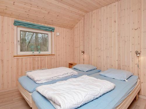 Three-bedroom Holiday Home In Oksb�l 25