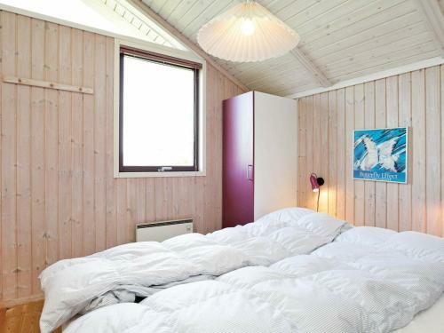 Three-bedroom Holiday Home In Oksb�l 38