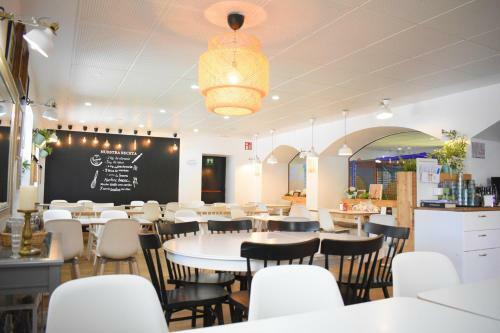 El Portazgo Restaurante Hostal La Cisterniga