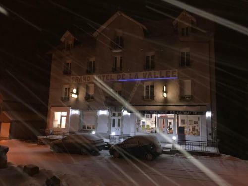 Hotel Le Grand H�te L de La Vall�e