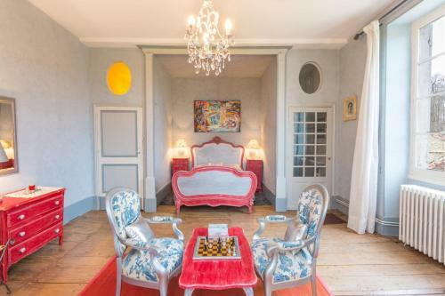 Mezin Villa Sleeps 10 Pool Wifi