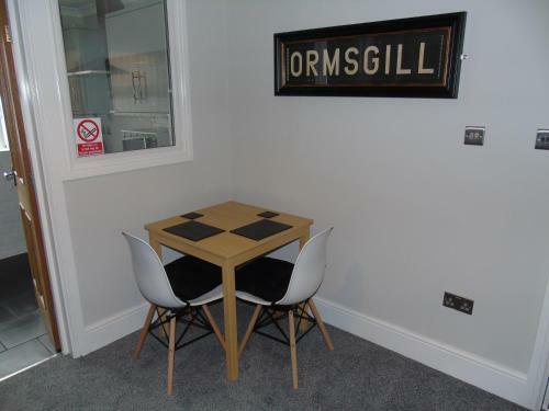 Jeffersons Steelworks Serviced Apartments