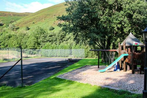 Jay Apartment At Cwmchwefru Cottages
