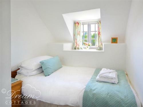 Little Berwick Cottage, Burton Bradstock