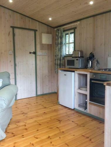 Lakeside Cabin