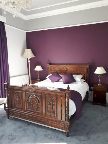 Anglesey Hotel