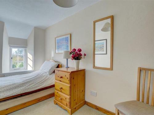 Comfortable Cottage In Kingsheanton With Private Garden