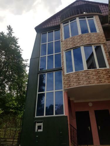 Hostal Cozy Guest House In Batumi