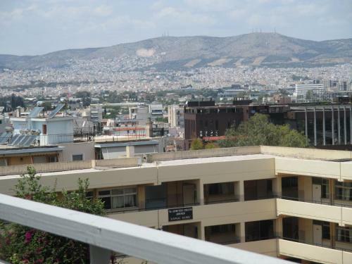 Best Location: Acropolis Apartment