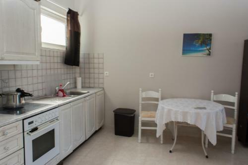 Apartamento Doroufi Inn