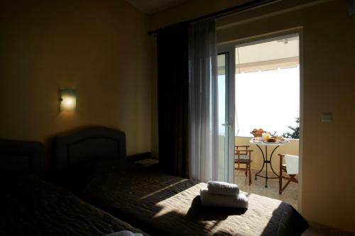 Hostal Evoikos Beach & Resort