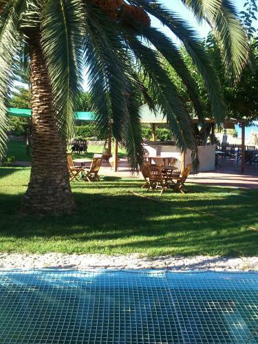 Hostal Evoikos Beach & Resort