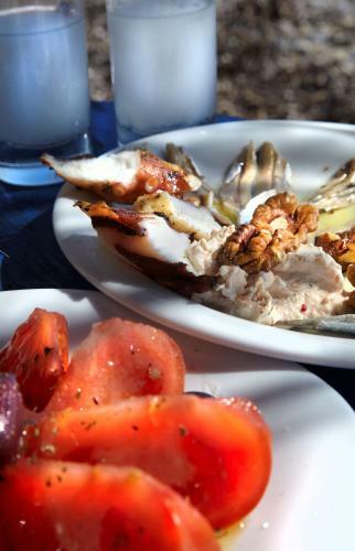 Hostal Evoikos Beach & Resort
