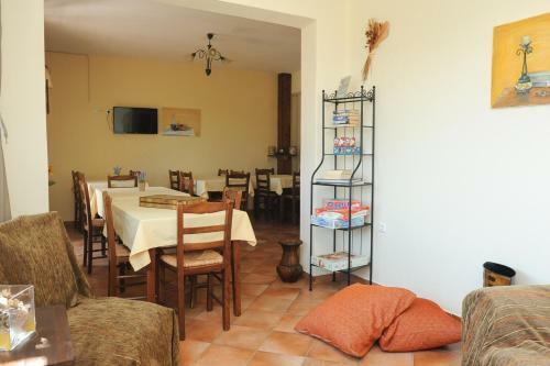Hostal Guesthouse Kerkinitis