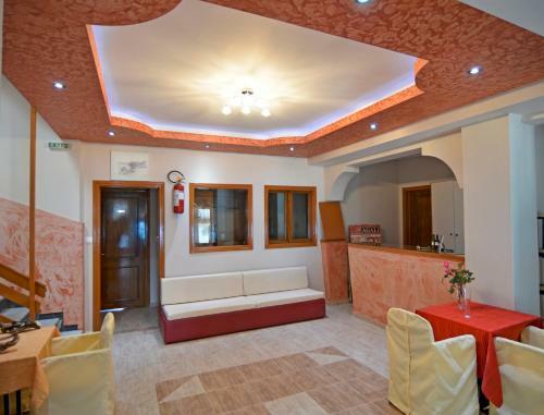Agali Hotel