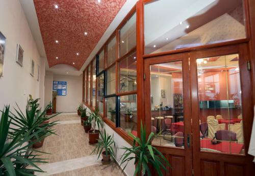 Agali Hotel
