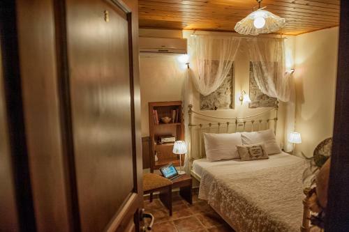 Hostal Oriades