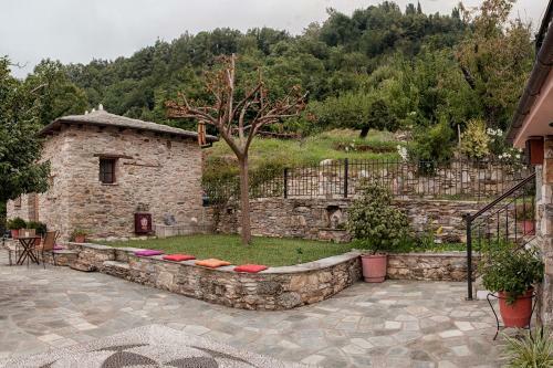 Hostal Oriades
