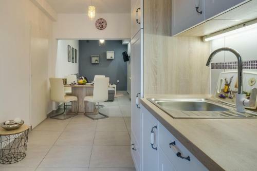 Apartments By The Sea Simuni, Pag - 4083