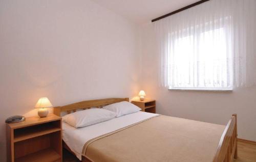 Apartments With A Parking Space Mandre, Pag - 12409