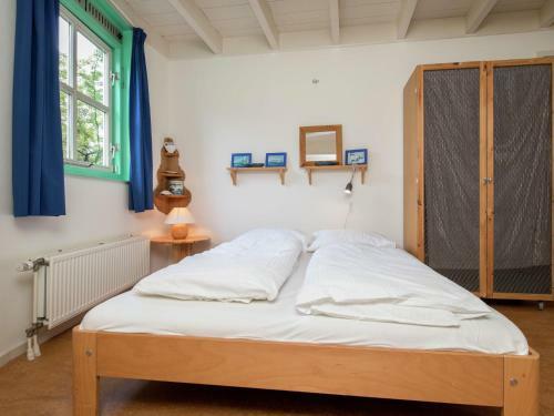 Luxurious Holiday Home In Ouddorp Near Beach