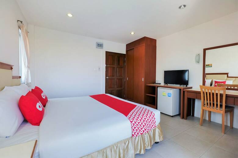 Hotel Oyo 605 Lake View Phuket Place