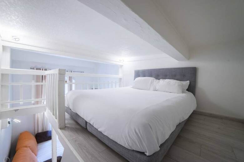 Apartamento Morens Private Mezzanine Studio Old Town