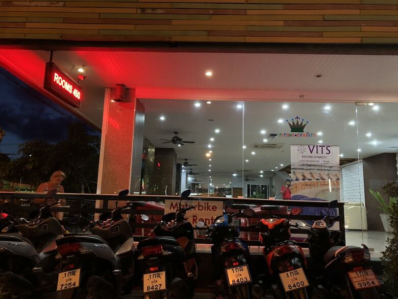 Oyo 861 Patong Dynasty Hotel