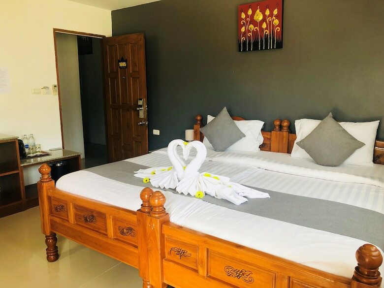Oyo 861 Patong Dynasty Hotel