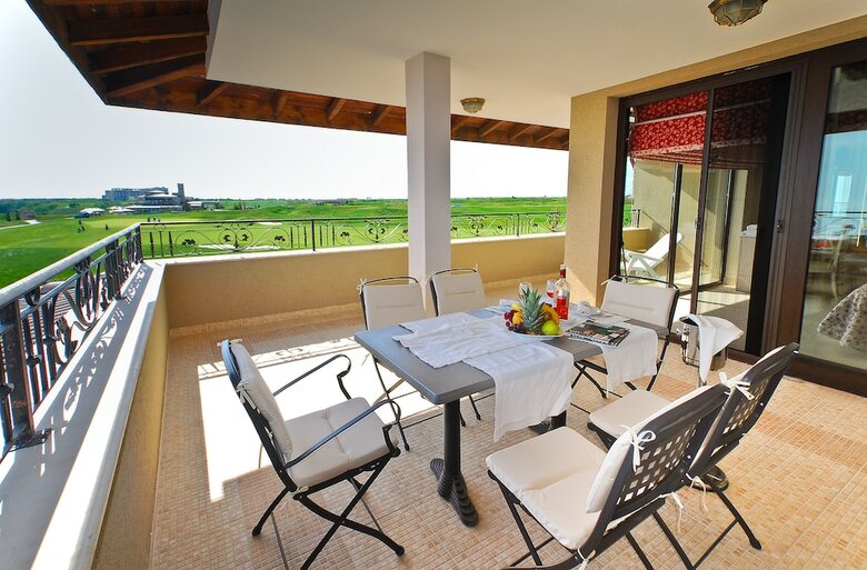 Apartamento Blacksearama Club Residence