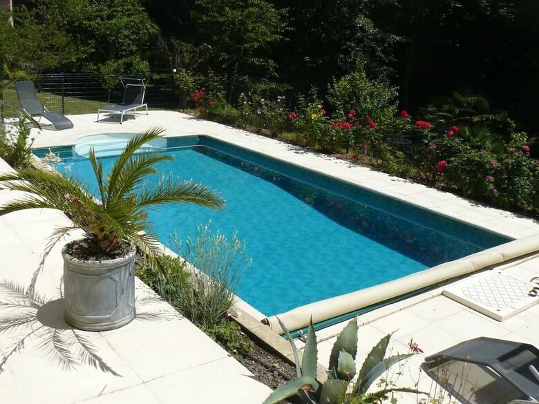 Bed & Breakfast Chambres D'h�tes & Gites Pouget