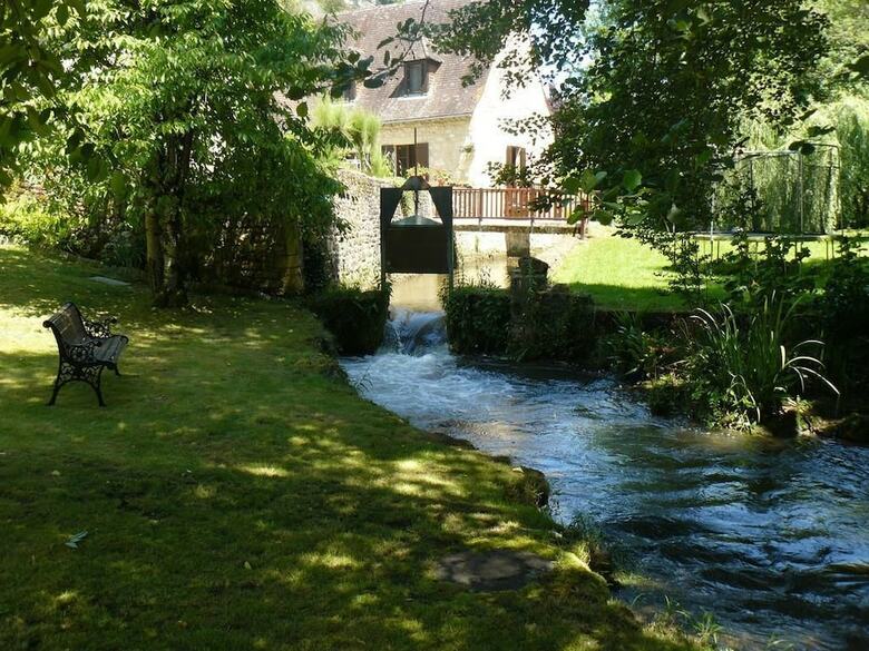 Bed & Breakfast Chambres D'h�tes & Gites Pouget