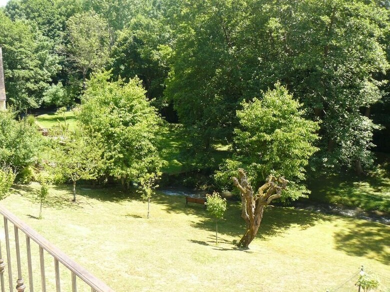 Bed & Breakfast Chambres D'h�tes & Gites Pouget