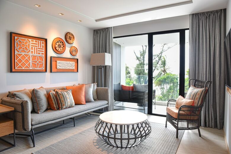 Hotel Four Points By Sheraton Phuket Patong Beach Resort