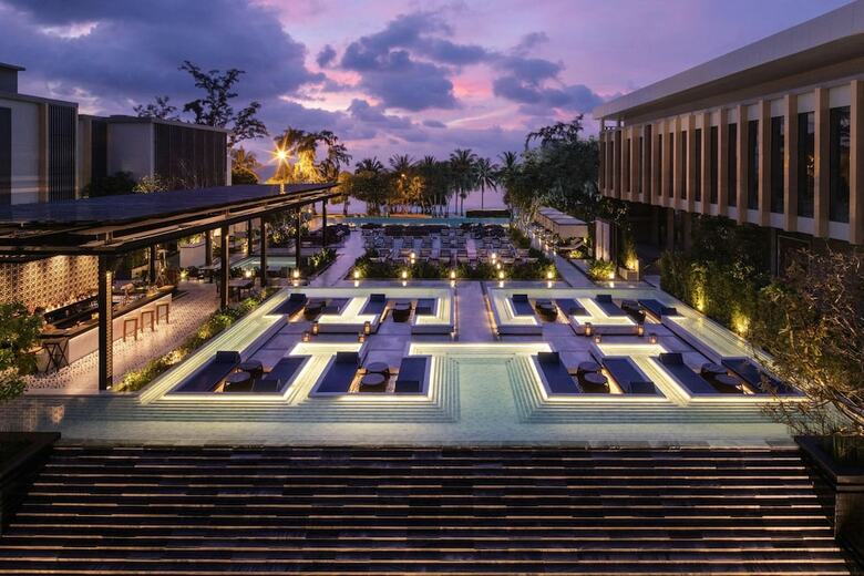 Hotel Four Points By Sheraton Phuket Patong Beach Resort