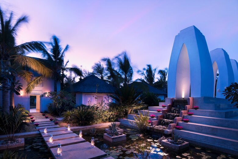 Hotel The Aiyana Resort & Spa