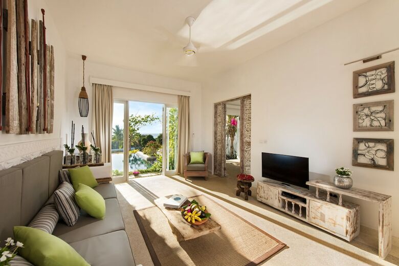 Hotel The Aiyana Resort & Spa